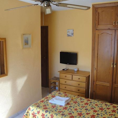 Hostal Cristina เดเนีย ภายนอก รูปภาพ