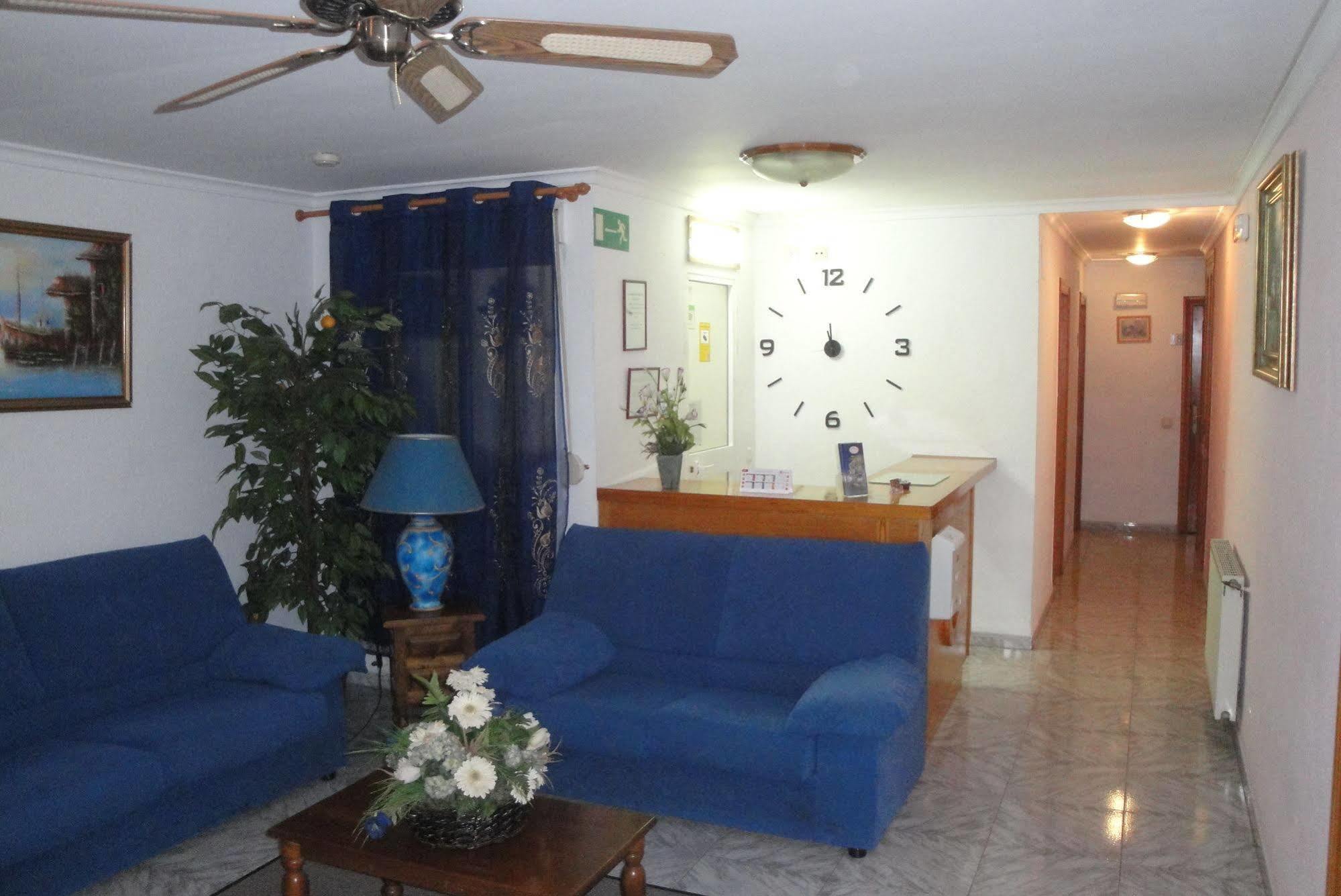 Hostal Cristina เดเนีย ภายนอก รูปภาพ